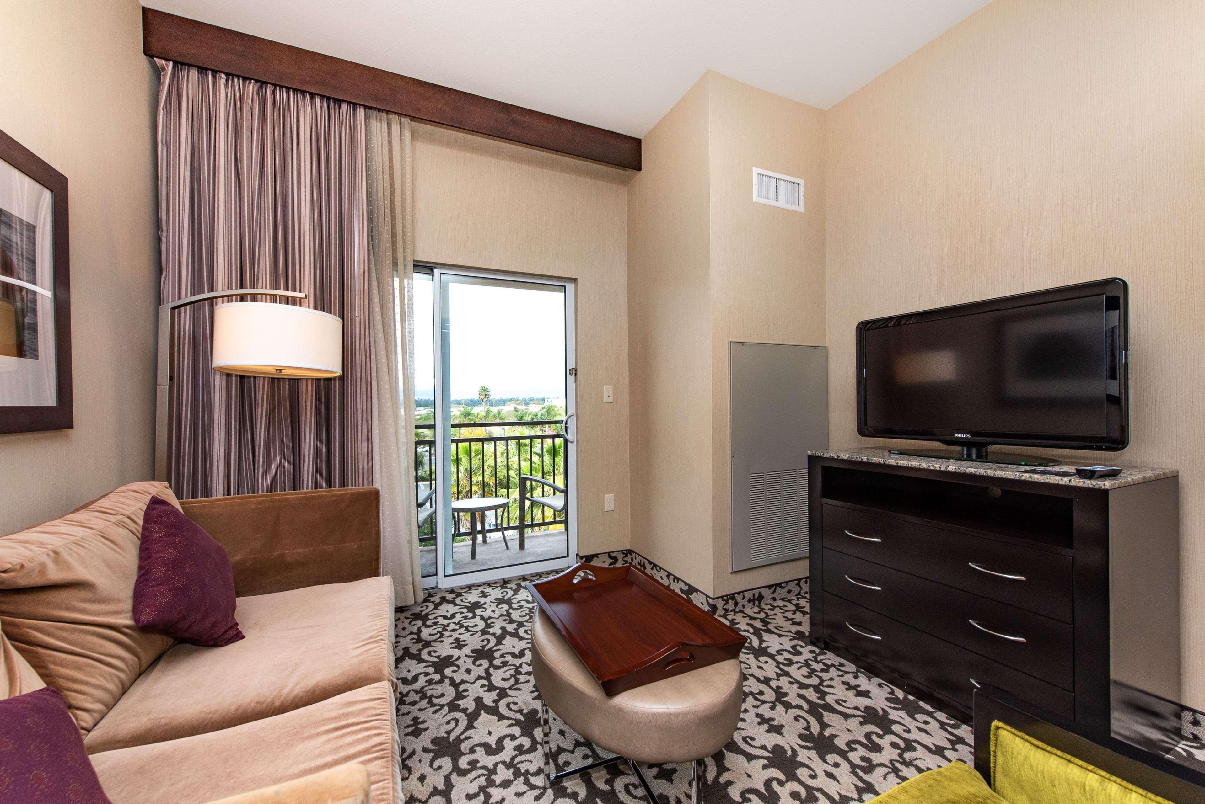 Homewood Suites By Hilton Oxnard/Camarillo Extérieur photo