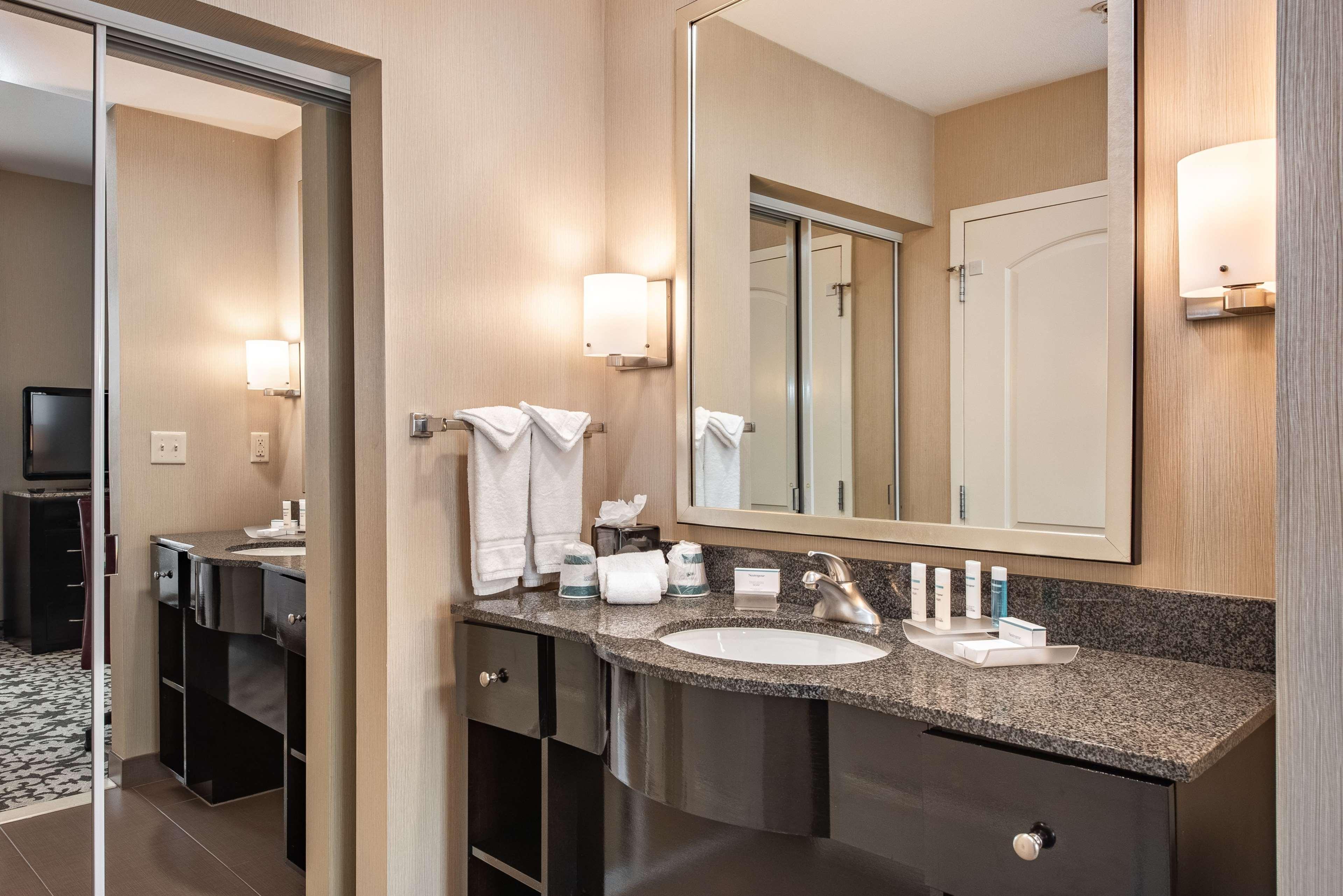 Homewood Suites By Hilton Oxnard/Camarillo Extérieur photo
